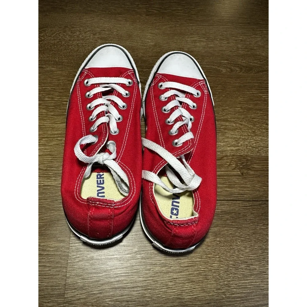 Converse Chuck Taylor All Star Low Top Red Womens Size 7 Canvas Sneakers - Picture 3 of 8